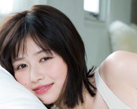 冴木柚葉 FLASHデジタル写真集「Lumière」　冴木柚葉のX（@yuzuha_saeki）より＝25年6月3日投稿