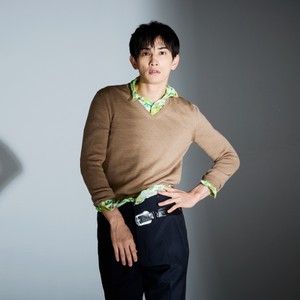 俳優・町田啓太と考える、装う美学。プラダをまとう。【25年春夏】