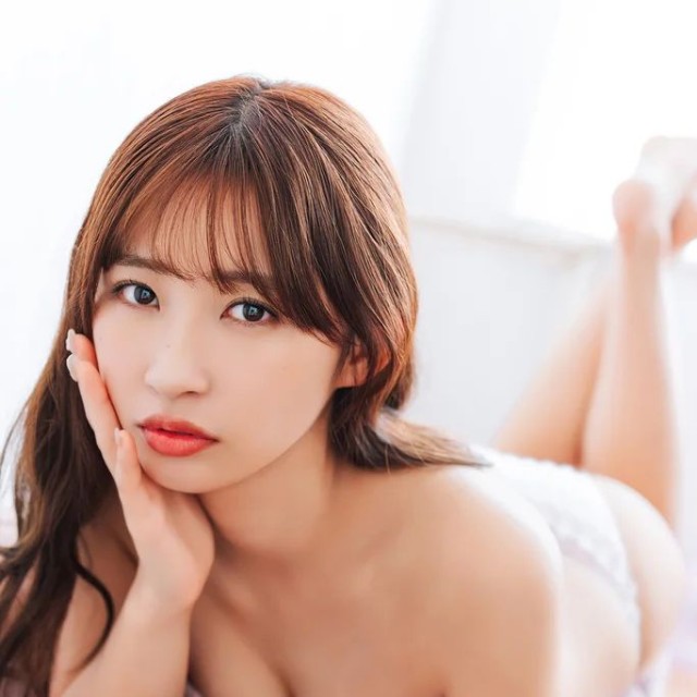 松本日向 デジタル写真集『LUMINOUS』(撮影:下田直樹)