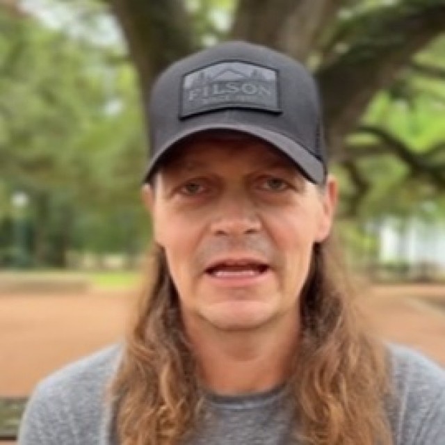 亡くなったブラッド・アーノルド