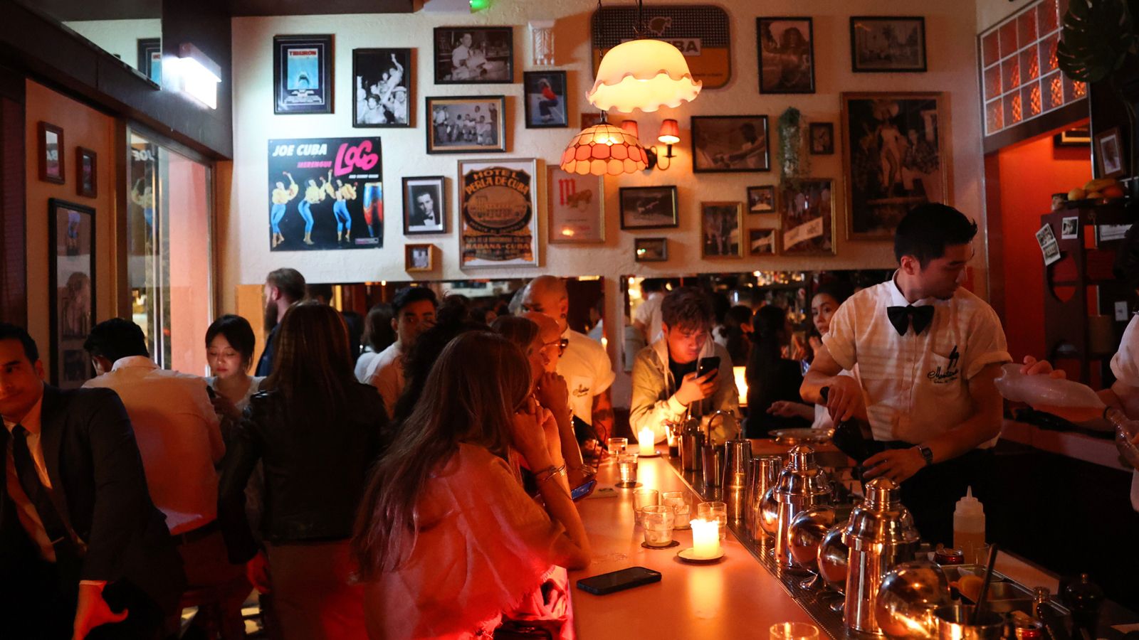 近くてアツい、冬の香港へ！<br>（後編・飲み歩き編）