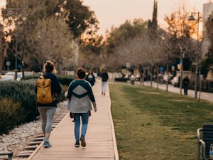 憧れて飛び出した大都会。留学でまた田舎へ。何もない場所で知った「楽しみ」の見つけ方