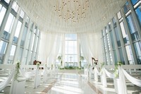 コロナ禍に加えて結婚式を挙げない人が増えていることも減少の原因に　※画像はイメージです（Rummy & Rummy/stock.adobe.com）