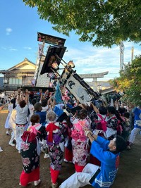 キリコ灯ろうの乱舞というダイナミックな場面も（西崎さん提供、ぴんぽいんとさん撮影）