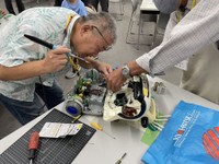 エンジニアがボランティアで集結し修理