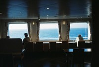 地震発生直後の船内（福井響さん提供）