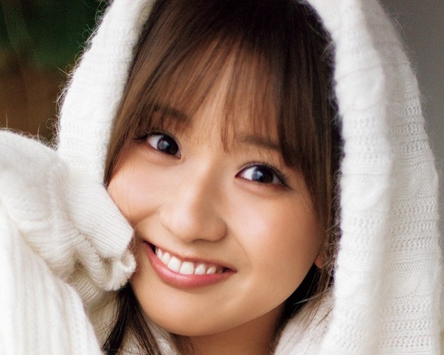 森脇梨々夏（撮影：細居幸次郎　ヘアメイク：スミホシナ　スタイリング：木村美希子）