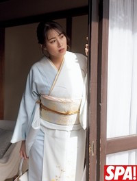 爽香「週刊SPA! 」（扶桑社）3月17日号より＝撮影／中山雅文 ヘアメイク／小林阿佐美 スタイリング／八杉直美