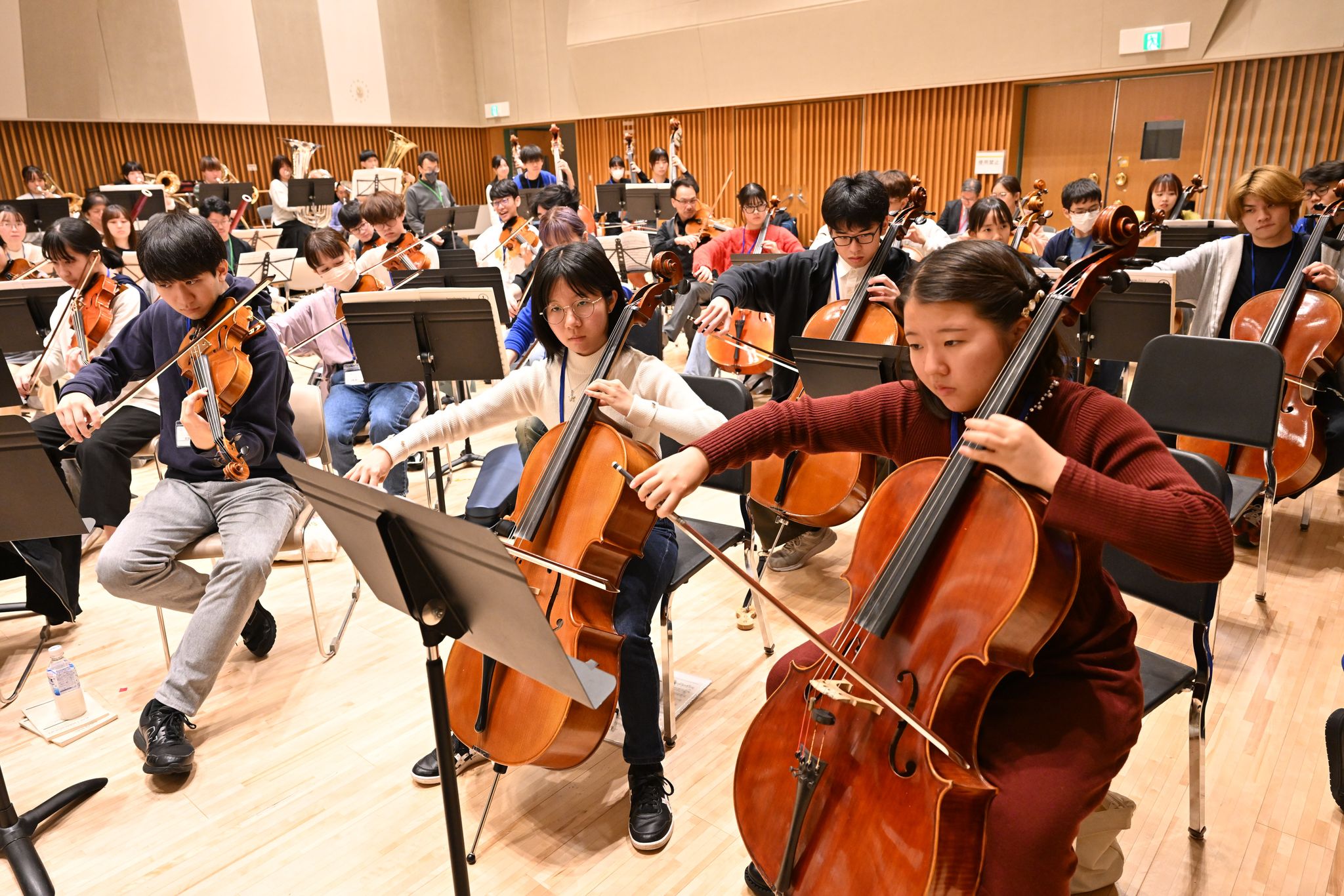 トヨタ）オーケストラ演奏を合わせるTYOC参加者ら