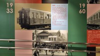 車両の歴史をパネルで紹介（大国町駅）