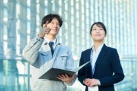 オフィス職の約7割が「条件次第で現場職に転職もアリ」　※画像はイメージです（maru54/stock.adobe.com）