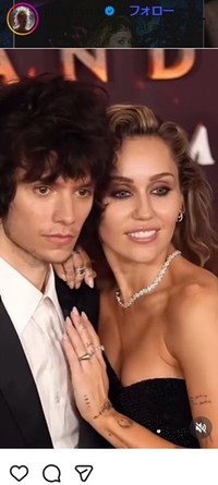 マイリー・サイラスのインスタグラム＠mileycyrusより