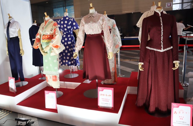 さまざまなヒロインたちが袖を通した衣装たち