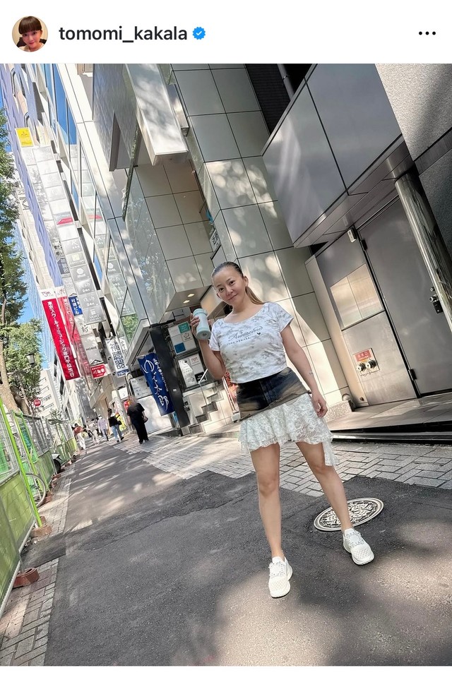 華原朋美（@tomomi_kakala）さんのインスタグラムより
