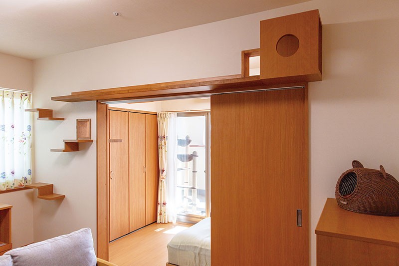 猫仕様の居室は猫用テラス付き