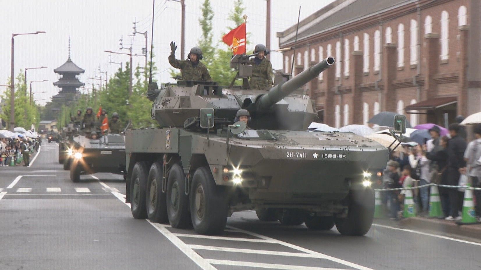 陸上自衛隊 記念行事に多くの人 第14旅団創隊20周年 「グリーン