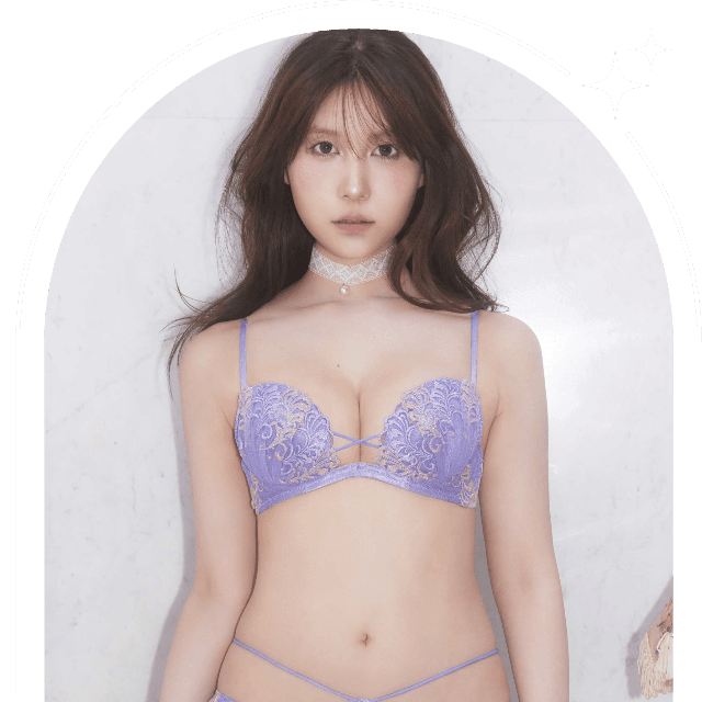 谷口めぐさんが登場した下着ブランド「RAVIJOUR」のビジュアル