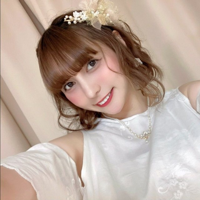 MoeMiのX（@MoeMi_official）より
