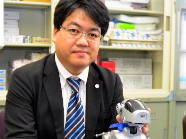 ＡＩＢＯの技術表彰　「なでる」「たたく」の差を感じ分ける