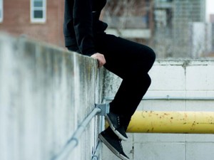 定時制で私を救った彼女は、先生に当てられても一切答えようとしない