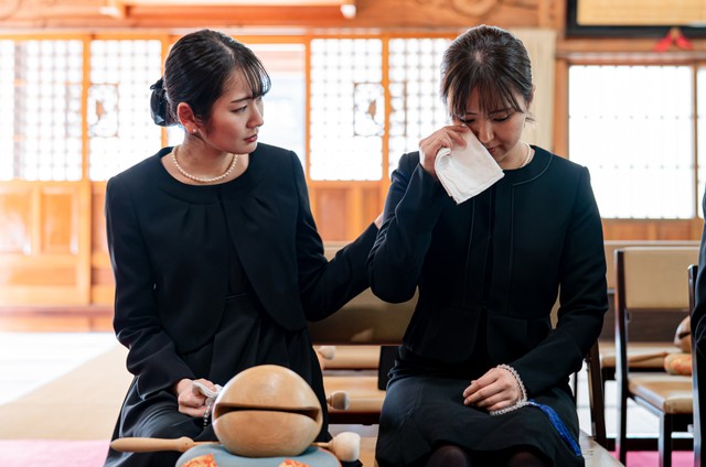 悩む人が多い「ご愁傷様です」への返事は？※画像はイメージです（buritora/stock.adobe.com）