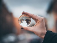 「いじめの理由を知りたい」と始まった夢は、平和に向けた一歩に