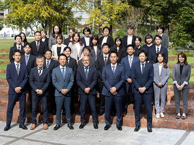 191111 税理士法人FLAP　神戸事務所　全体写真　会議中