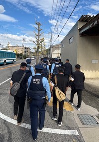 気が付けば周りが全員警視庁に…（まさお浪さん提供）