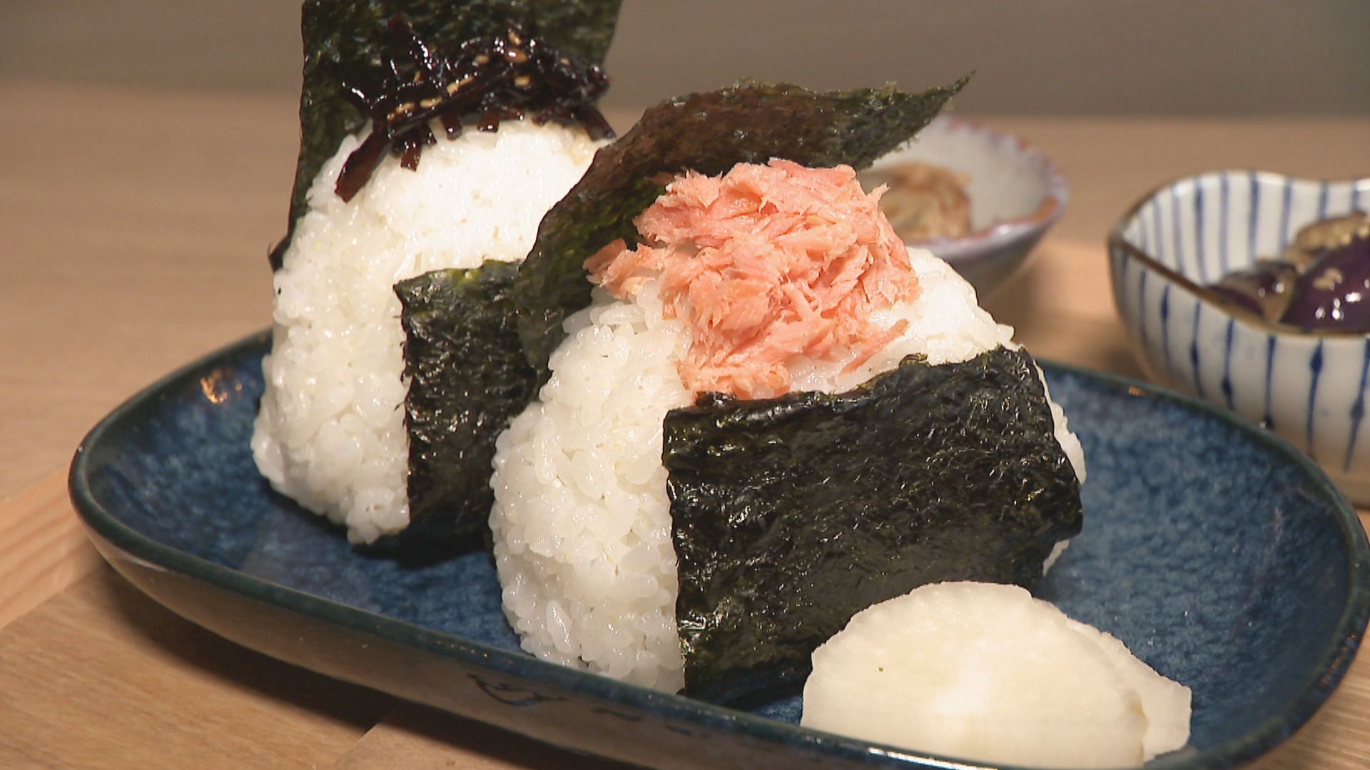 定番のさけや枝豆こんぶなど約10種類 日替わりで楽しめる「おむすび