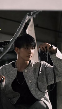 「自分の好きなものを好きに表現できるのがファッション」と語ります。