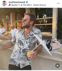 スコット・イーストウッドのインスタグラム＠scotteastwoodより