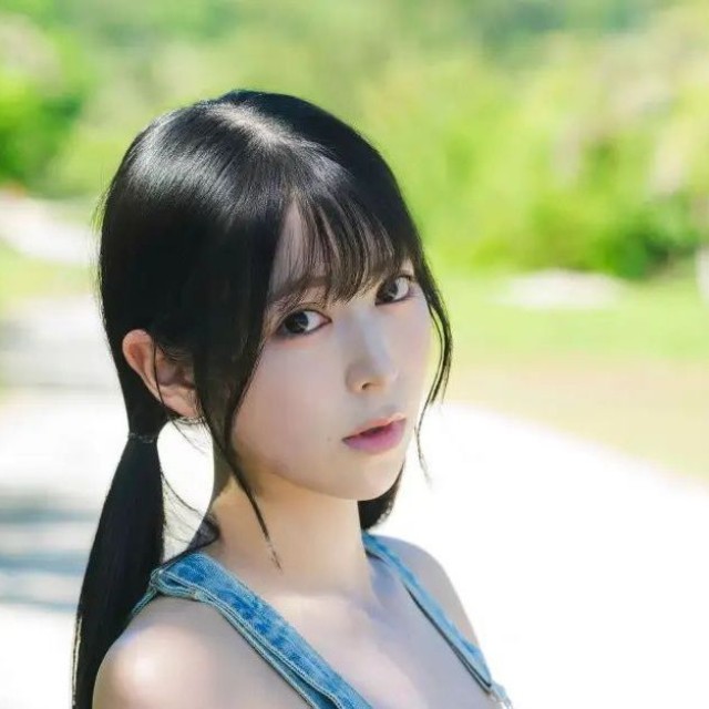 瀬戸みるかの1st写真集（秋田書店）より＝撮影：カノウリョウマ