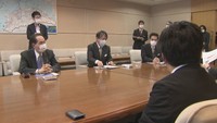 知事訪問の様子
