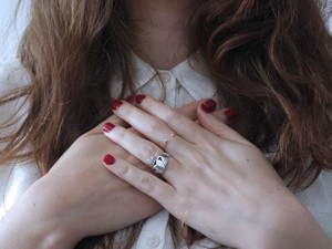 二重整形を決意した日、人前で自信がない嫌いな自分に終止符を打った