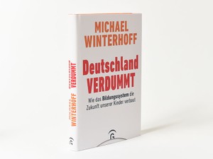 ベテラン児童精神科医が教える、子どもを子どもとして扱う大切さ