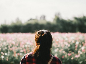 天然パーマに一重まぶた。見方を変えたらコンプレックスも個性になる