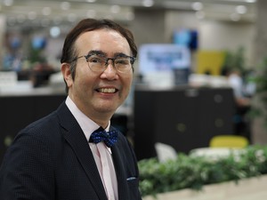 生物学者の福岡伸一さん「生命進化の歴史は利他的な助け合い」人は植物にリスペクトを