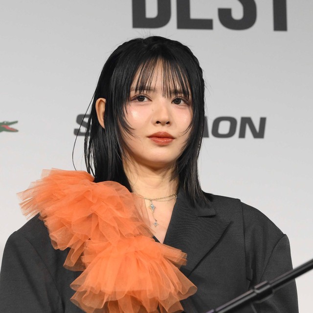 FRUITS ZIPPERの鎮西寿々歌さん（2025年撮影）