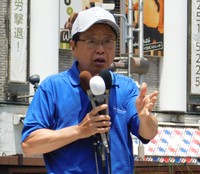 演説する北村晴男氏