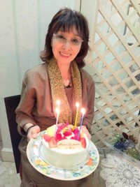 三田佳子オフィシャルブログ「佳子のガラパゴス遊歩」より