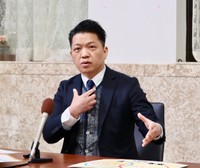 大阪府岸和田市長選への出馬を表明した前市長の永野耕平氏