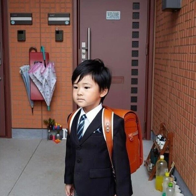 小学校入学式の日の写真／森山浩隆さん（@hogelone）提供