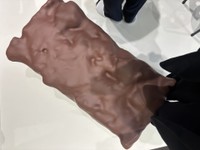 本物そっくり！座るとフワフワしています