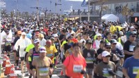 かがわマラソンが初めて開かれ、約1万人のランナーが参加  香川県
