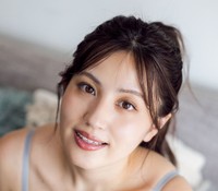 花咲楓香「週刊SPA! 」(扶桑社)6月23・30日合併号より＝撮影／藤本和典 ヘアメイク／海瀬志津奈（JULLY） スタイリング／工藤沙恵（ミタケイショウ）