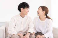 20～30代女性が結婚相手に求める条件として重要なものは？　※画像はイメージです（miya227/stock.adobe.com）