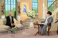 16日放送の「徹子の部屋」に出演する玉田元康（左）と司会の黒柳徹子＝テレビ朝日提供