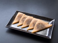 京都名物の生八つ橋ですが…（フジコさん提供）