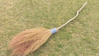 コキアで作られたほうき