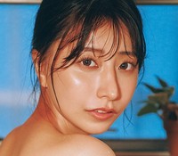鈴木優香（撮影／岡本武志 ヘアメイク／山下景子 スタイリング／和田千星）